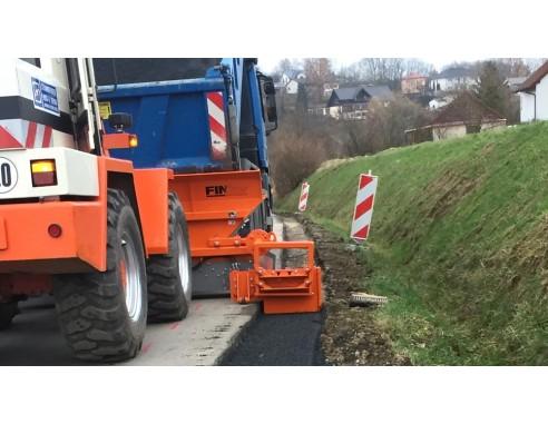 Distributeur de matière « Finliner » pour accotements 0,5 m³/1,0 m³ et 1,4 m³ Optimas